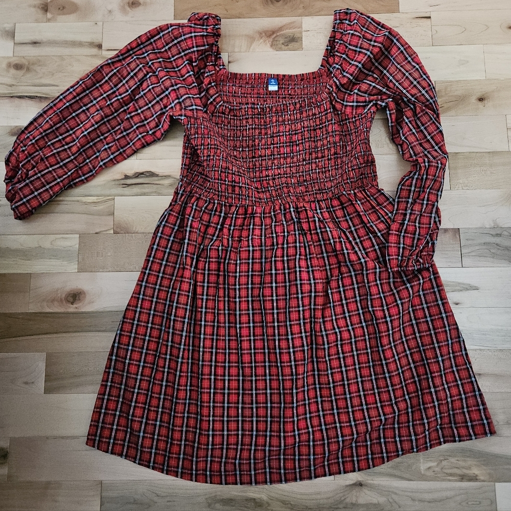 Old Navy Red and Black Plaid Smocked Puff Sleeve Dress